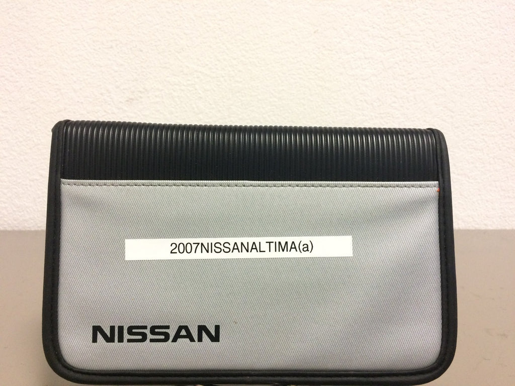 2007 Nissan Altima Genuine OEM Owner's Manual Set with Case--Free Shipping!