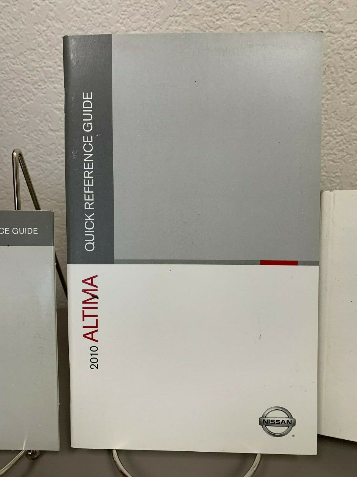 2010 Nissan Altima Sedan Genuine OEM Owner's Manual Set w/Case and Bonus Key FOB