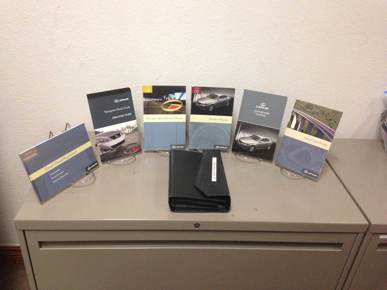 2006 LEXUS IS 350 IS 250 OEM Owner's Manual Set w/Navigation Manual & Lexus Case