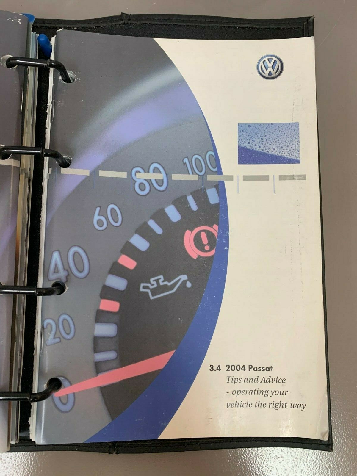 2004 VW Passat Genuine OEM Owners Manual Set w/VW Case--Fast Free Shipping!!!