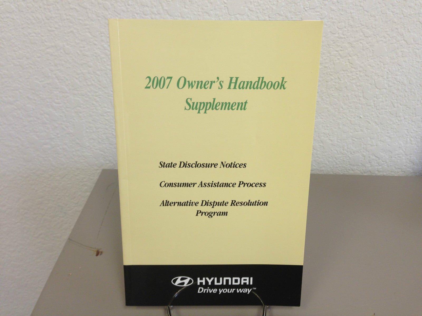2007 Hyundai Elantra OEM Owner's Manual with Supplements and Case