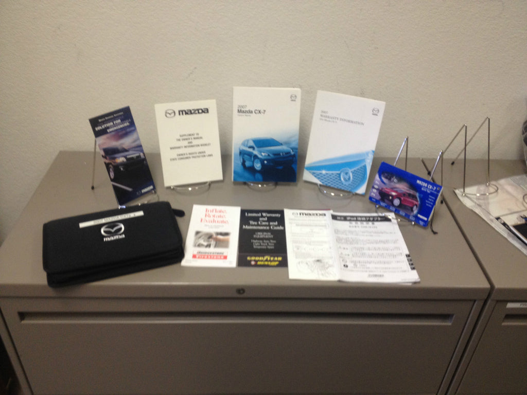 2007 MAZDA CX-7 Genuine OEM Owner's Manual Set w/Case--Free Shipping!