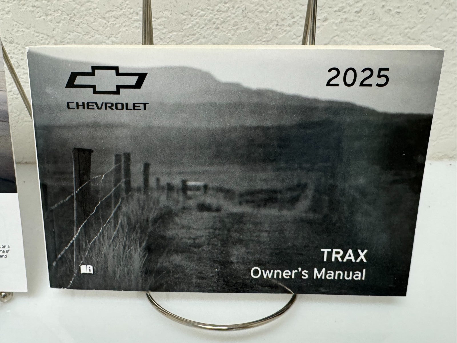 2025 Chevrolet Chevy Trax Genuine OEM Owner's Manual