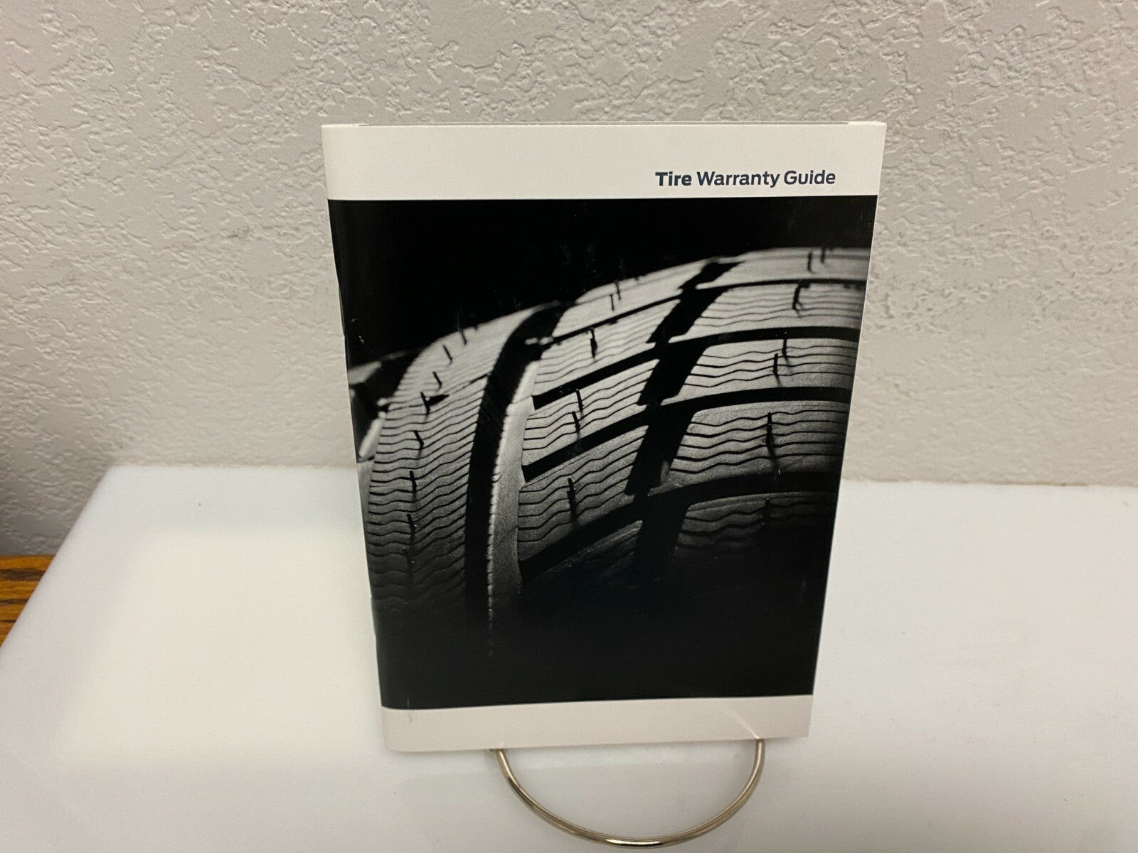 2017 Ford Fusion Genuine OEM Owner's Manual Set w/Ford Case