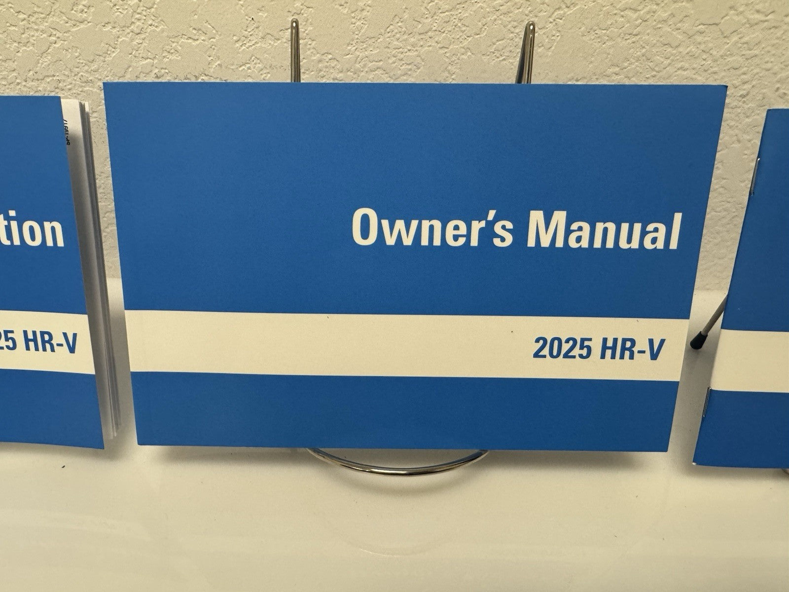 2025 Honda HR-V Genuine OEM Owner's Manual Set w/Honda Case