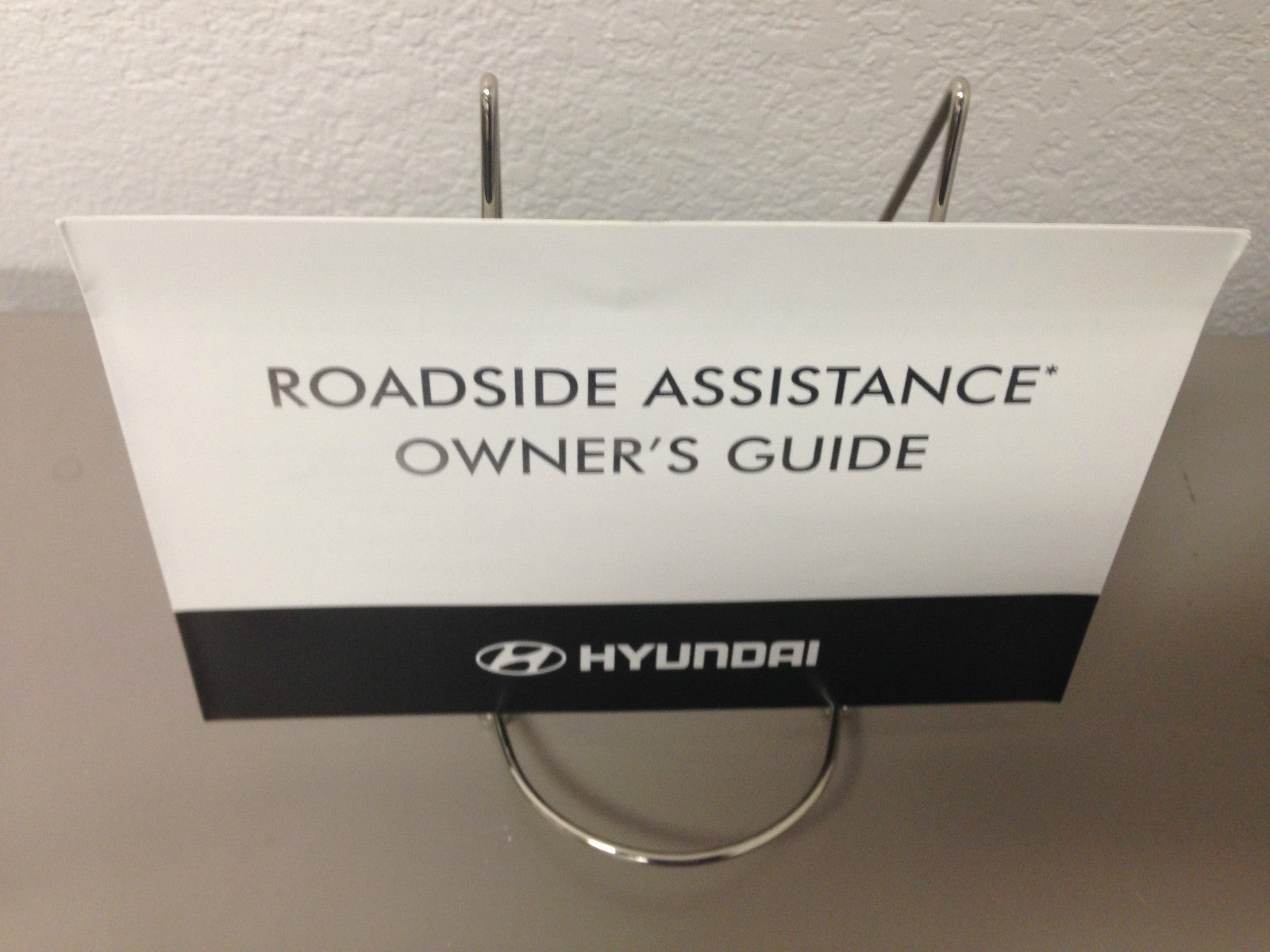 2005 Hyundai Tucson Genuine OEM Owner's Manual Set w/Case--Free Shipping!