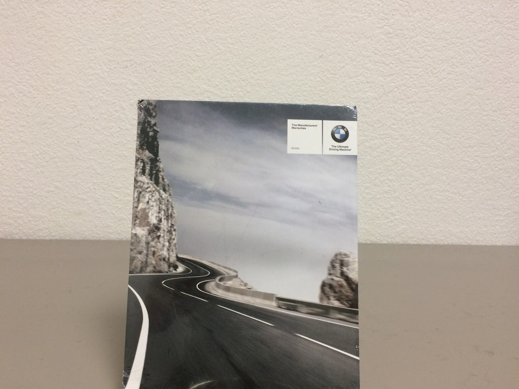 2016 BMW M3 Sedan Genuine OEM Owner's Manual Set w/ "M" Case & Bonus Key FOB
