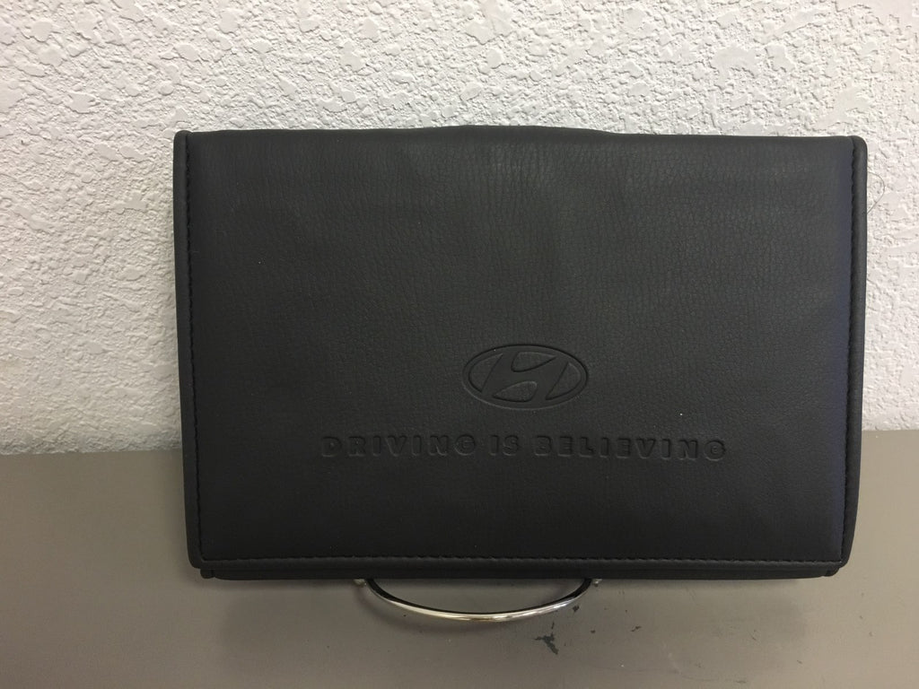 2006 Hyundai Tucson Genuine OEM Owner's Manual Set w/Hyundai Case-Free Shipping