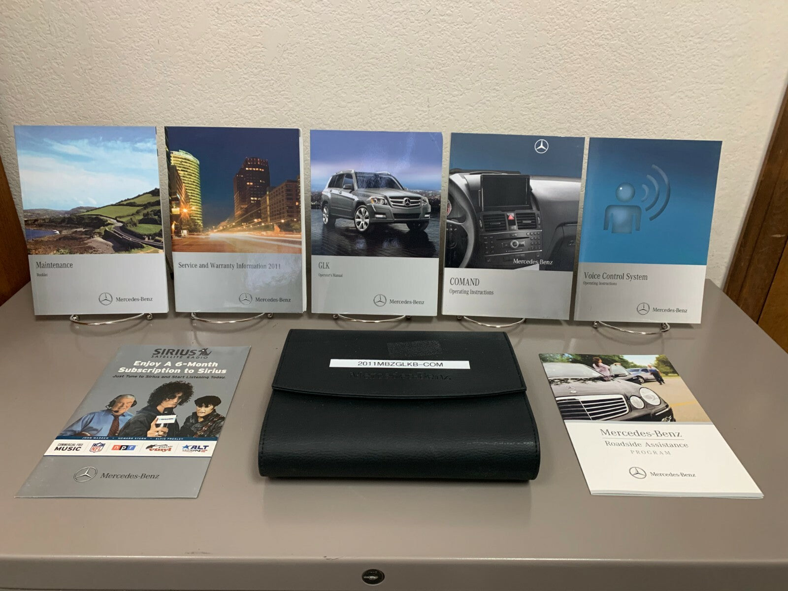 2011 Mercedes Benz GLK-Class GLK350 Genuine OEM Owner's Manual Set w/COMAND V-B