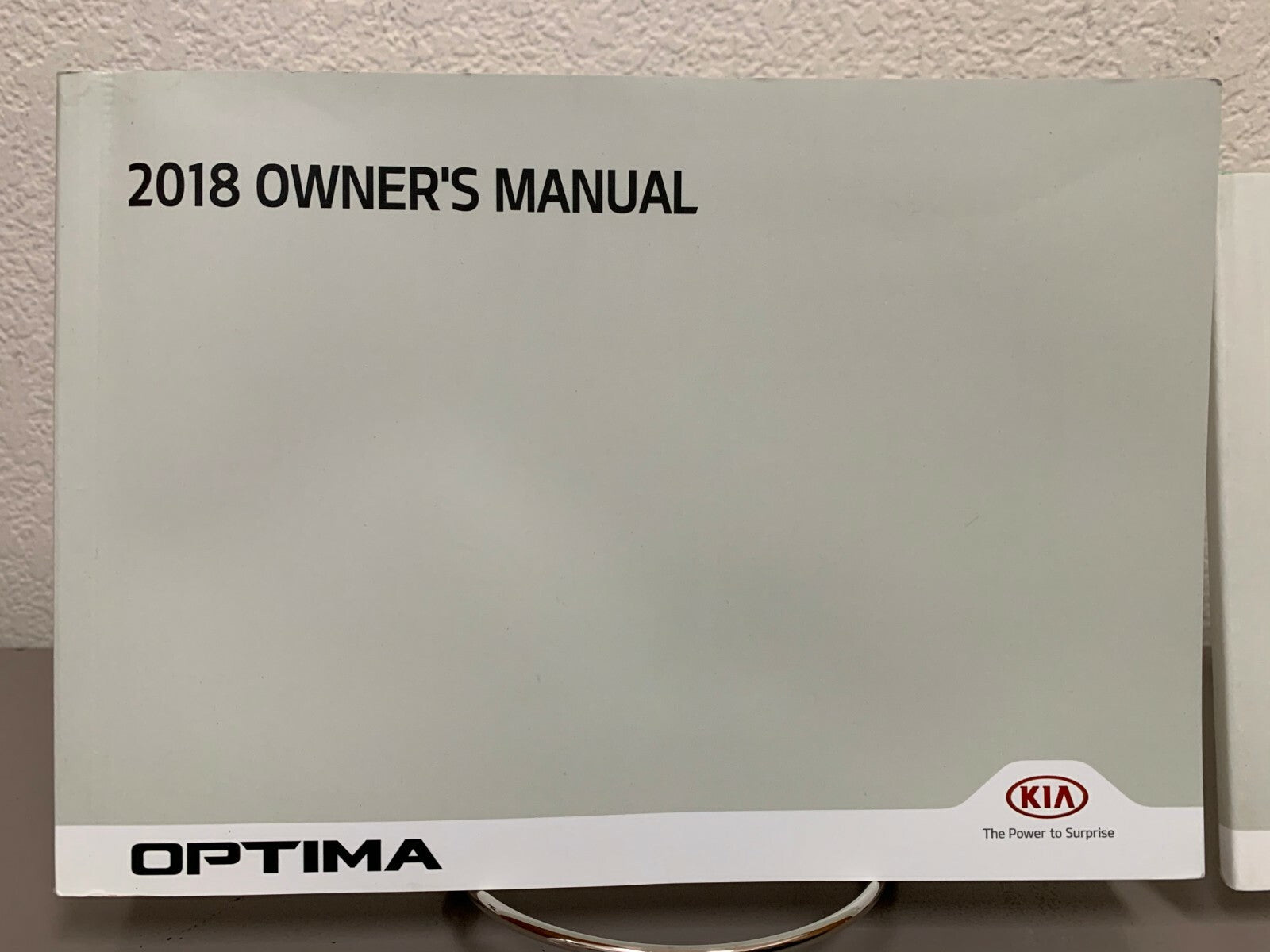 2018 Kia Optima Genuine OEM Owner's Manual Set w/Leather Kia Case-Free Shipping!