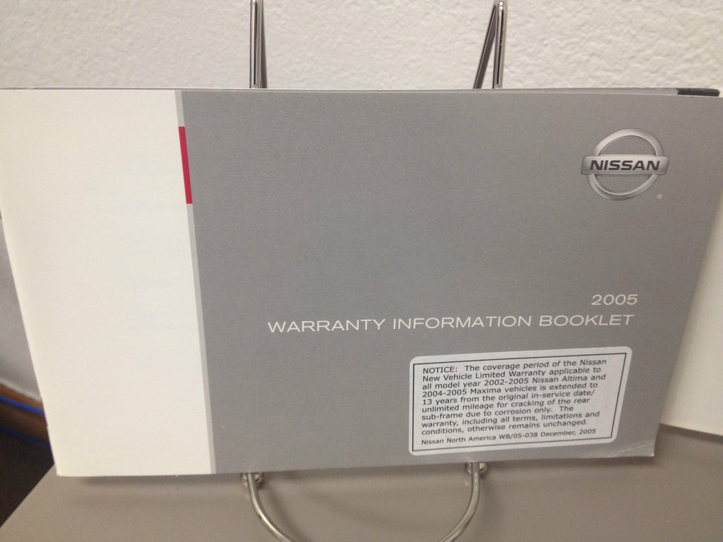 2005 Nissan Altima Genuine OEM Owner's Manual Set w/Nissan Case--Free Shipping!