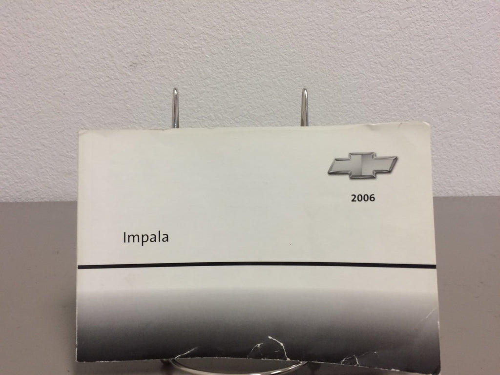 2006 Chevrolet Chevy Impala Genuine OEM Owner's Manual Set-Free Shipping.