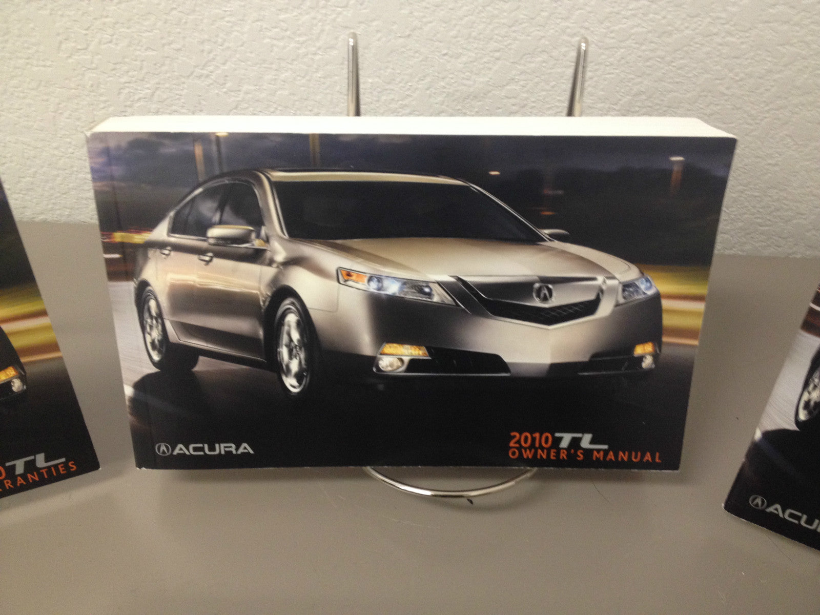 2010 Acura TL Genuine OEM Owner's Manual w/Navigation and Case--Free Shipping