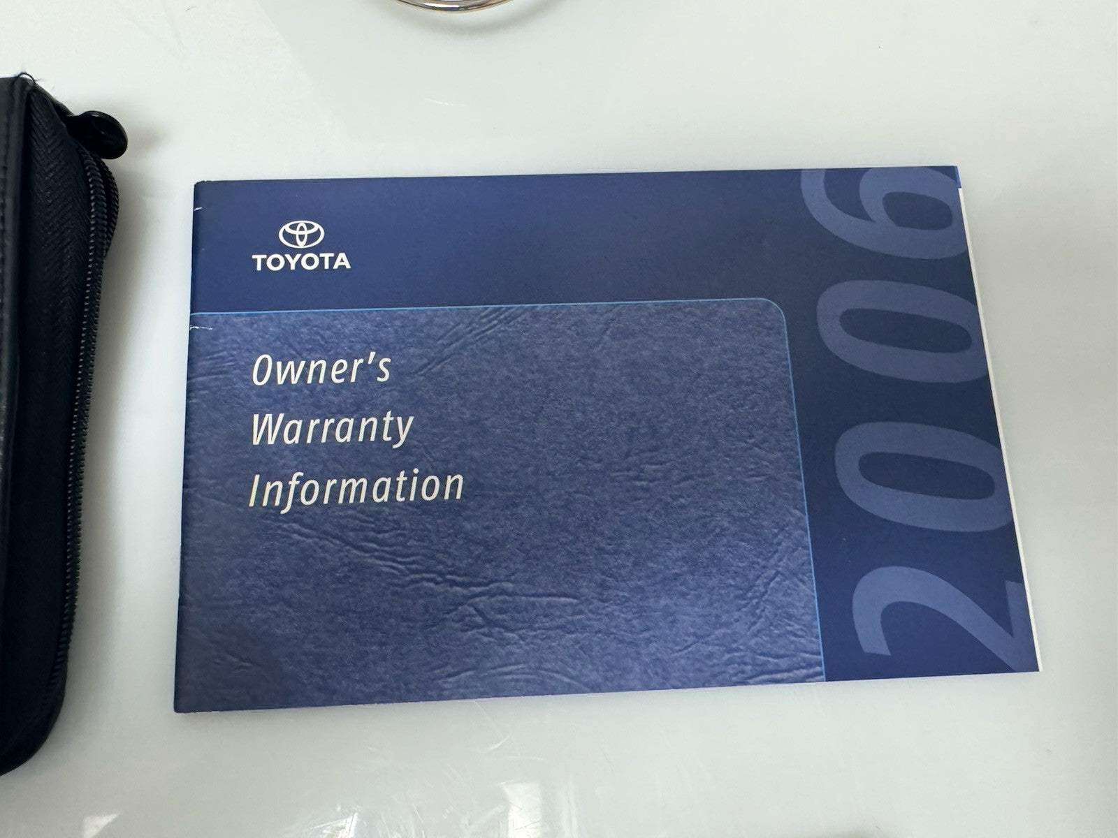 2006 Toyota Sienna Genuine OEM Owner's Manual Set with Toyota Case