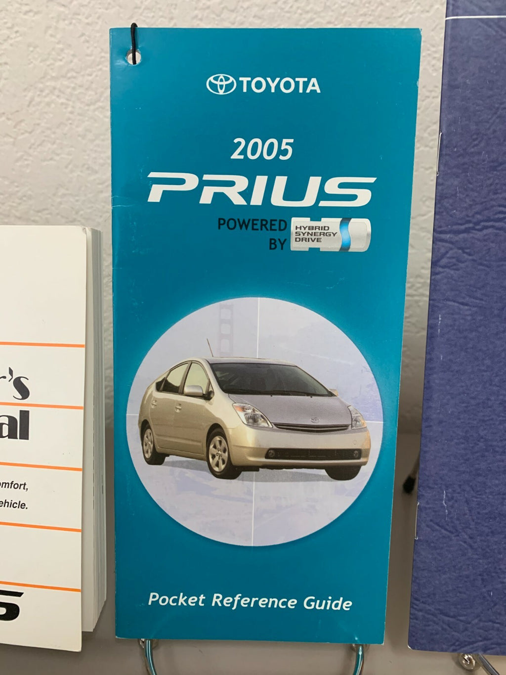 2005 Toyota Prius Genuine OEM Owner's Manual Set w/Toyota Case--Free Shipping!!!