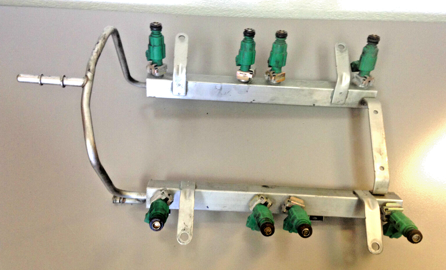 99-04 Land Rover Discovery 2  Fuel Rail With Injectors Range Rover 4.0 4.6 P38