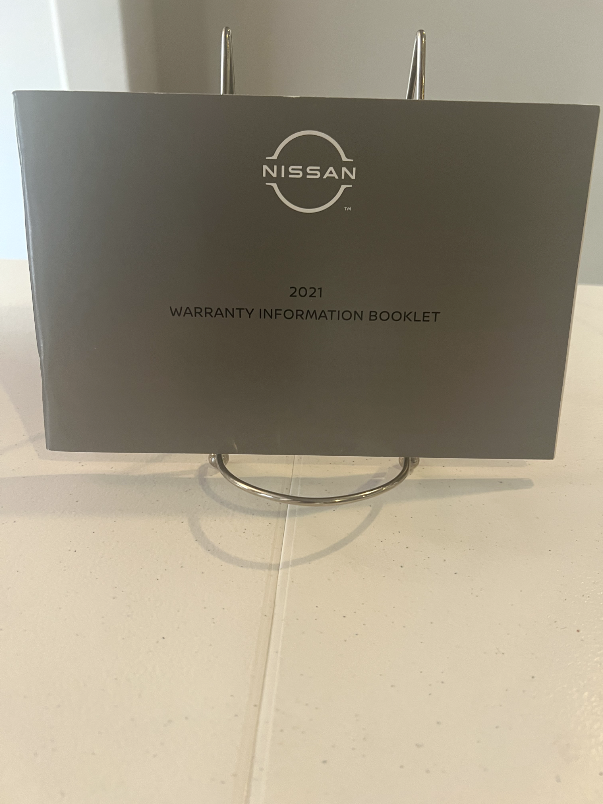 2021 Nissan Rogue OEM Owner's Manual Set W/Case, Free Shipping.