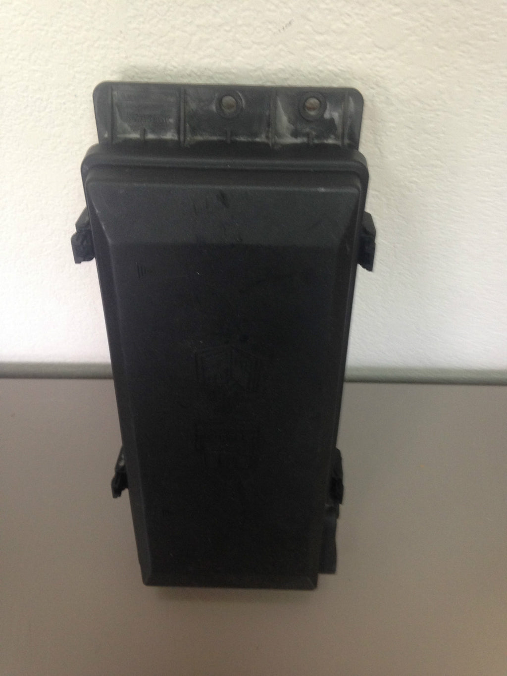 99 00 01 02 03 04 Land Rover Discovery II Fuse Box With Fuses Relays YQE000310