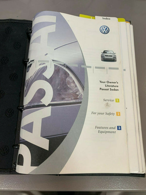 2004 VW Passat Genuine OEM Owners Manual Set w/VW Case--Fast Free Shipping!!!