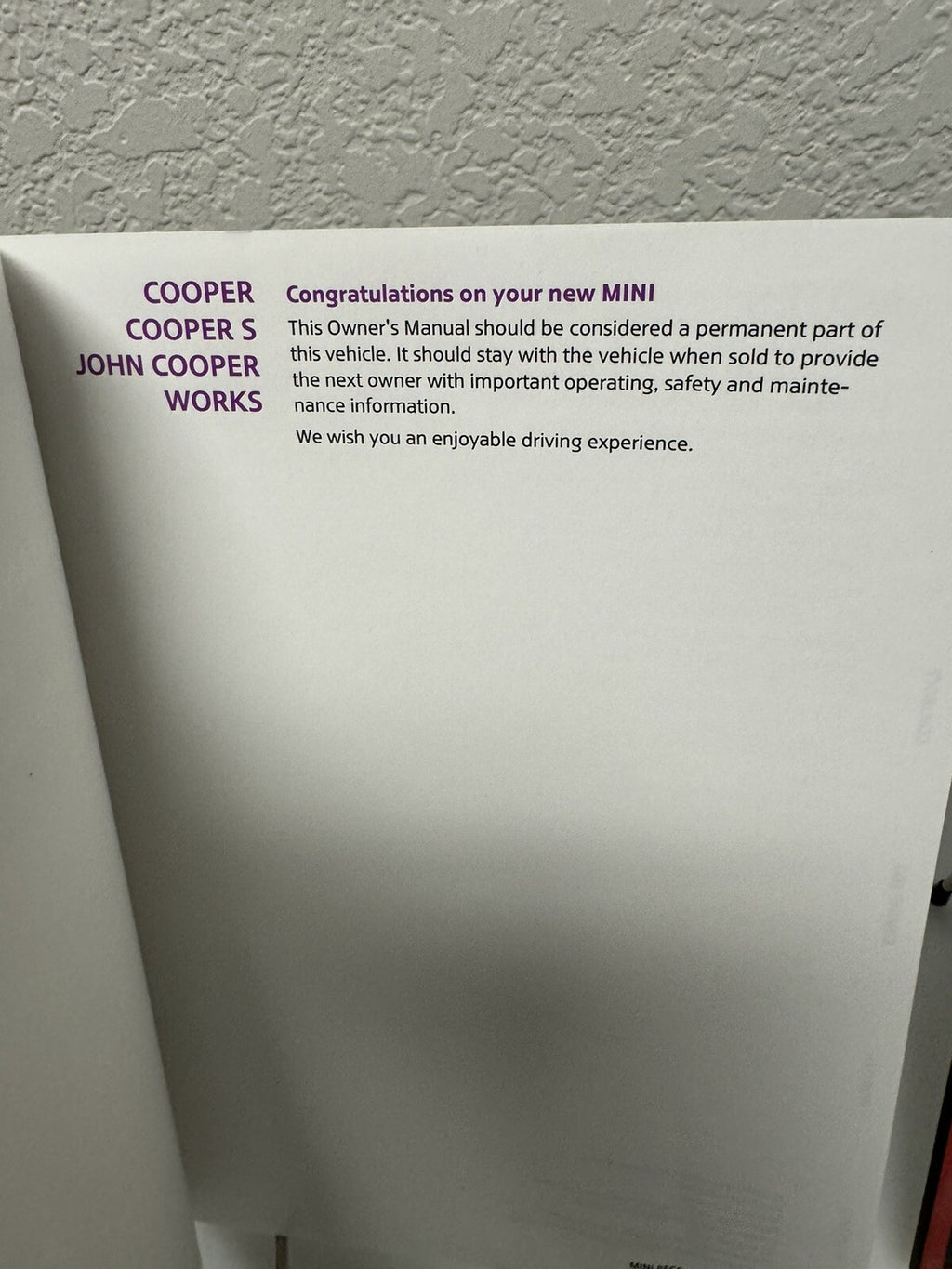 2010 Mini Cooper/Mini Convertible Genuine OEM Owner's Manual Set w/Mini Case