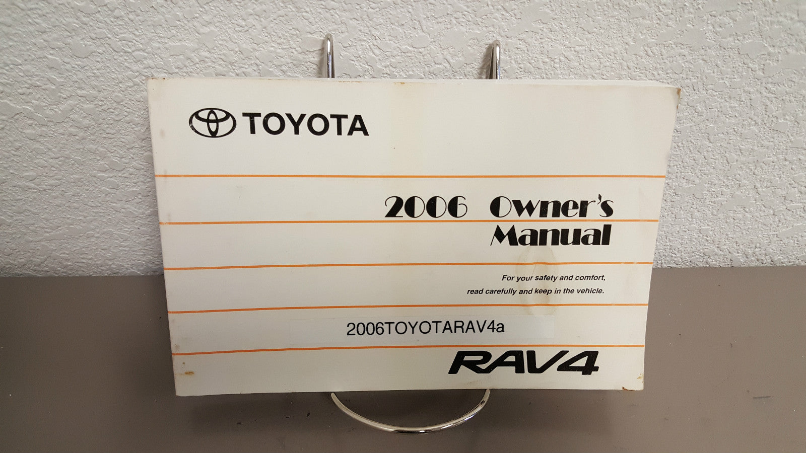 2006 Toyota Rav4 Genuine OEM Owner's Manual - Good Condition, Free Shipping