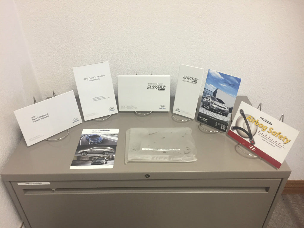 2013 Hyundai Elantra Coupe Genuine OEM Owner's Manual Set - Free Shipping
