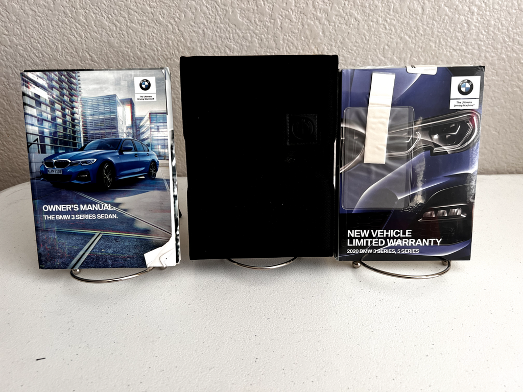 2020 BMW 3-Series Sedan OEM Owner's Manual Includes protective case w/ BMW logo.