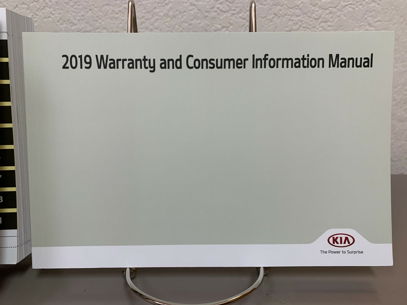 2019 Kia Optima Genuine OEM Owner's Manual Set w/Leather Kia Case-Free Shipping!