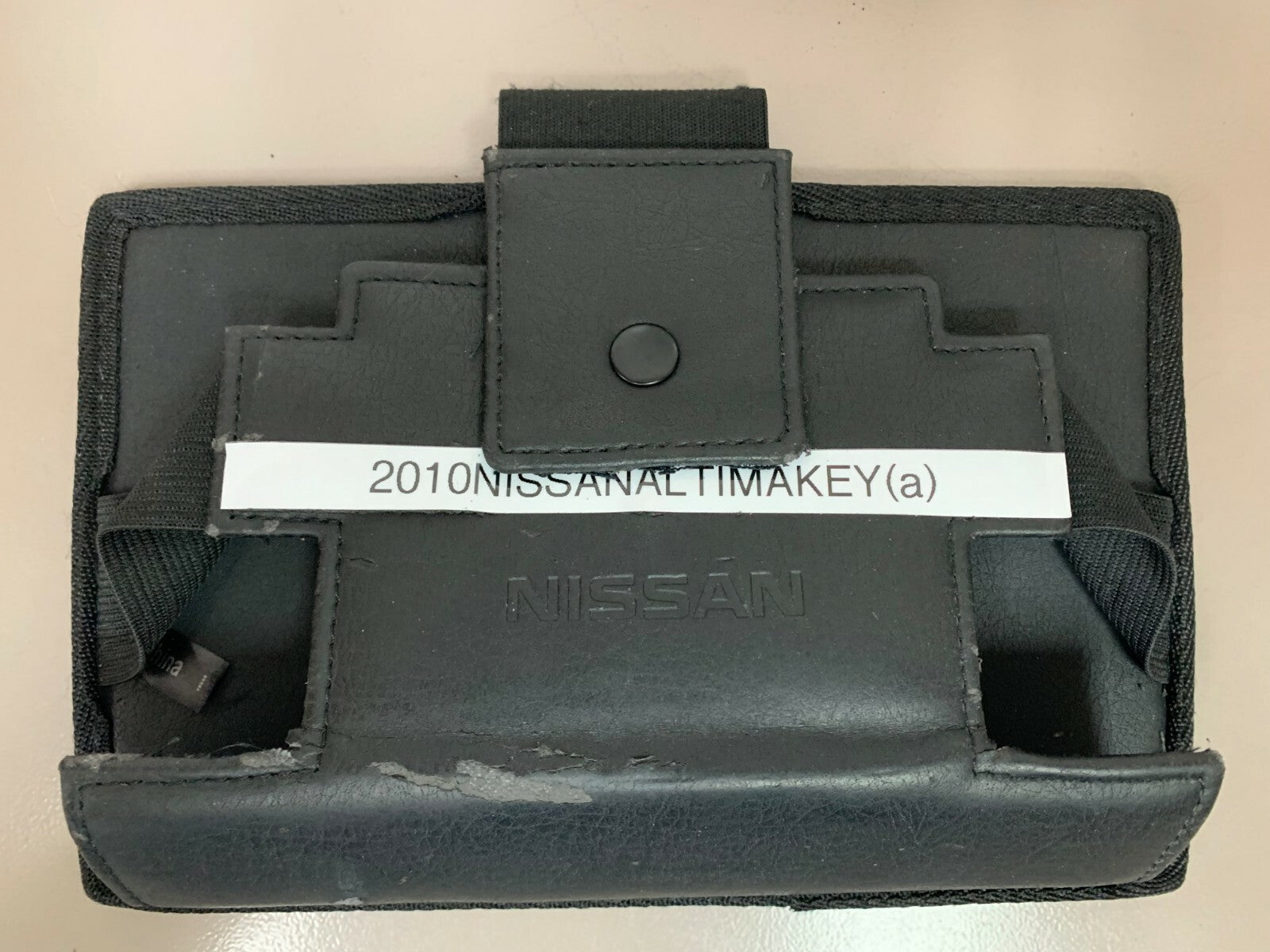2010 Nissan Altima Sedan Genuine OEM Owner's Manual Set w/Case and Bonus Key FOB