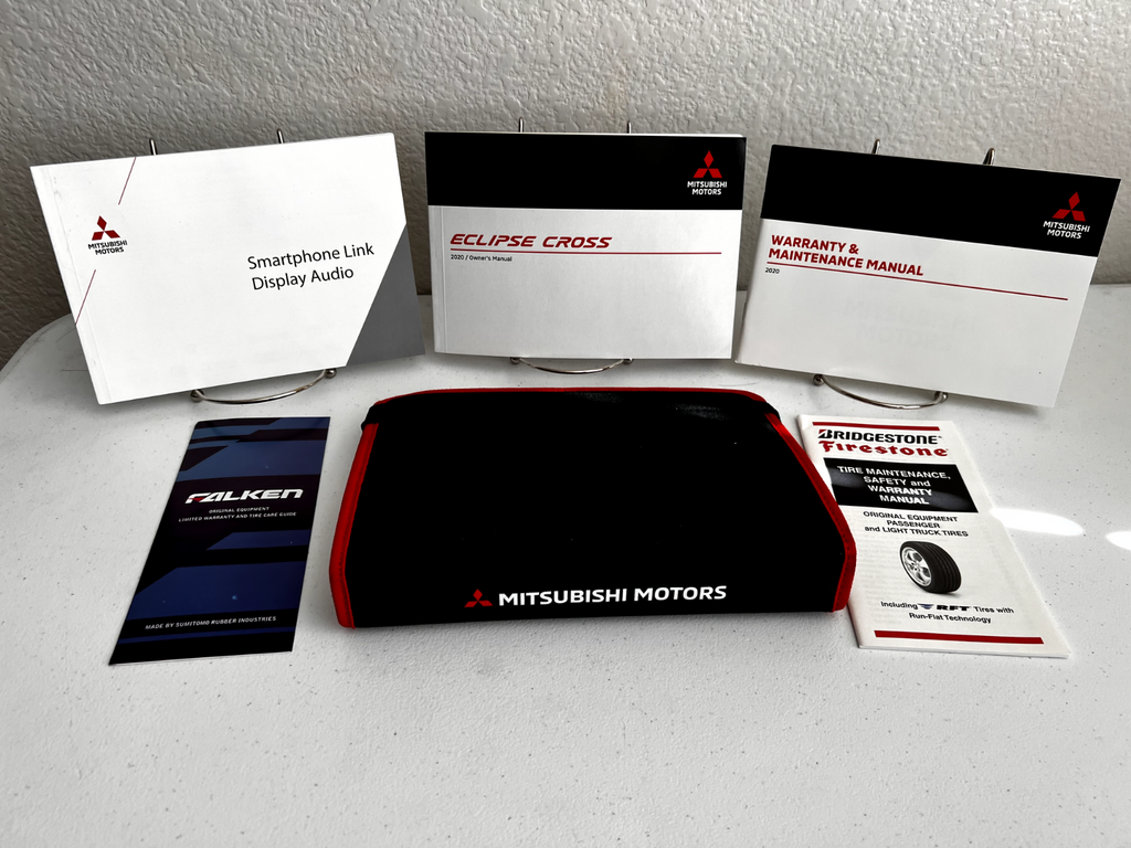 2020 Mitsubishi Eclipse Cross Owner's Manual Set w/Case Free Shipping !