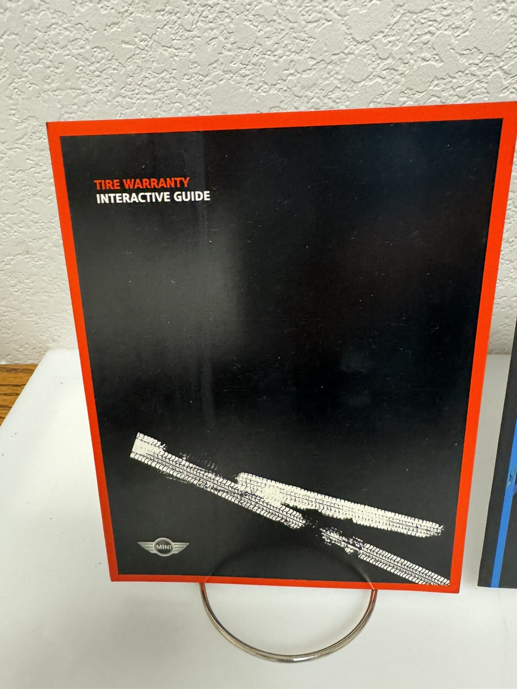 2011 Mini Cooper/Mini Convertible Genuine OEM Owner's Manual Set w/Mini Case