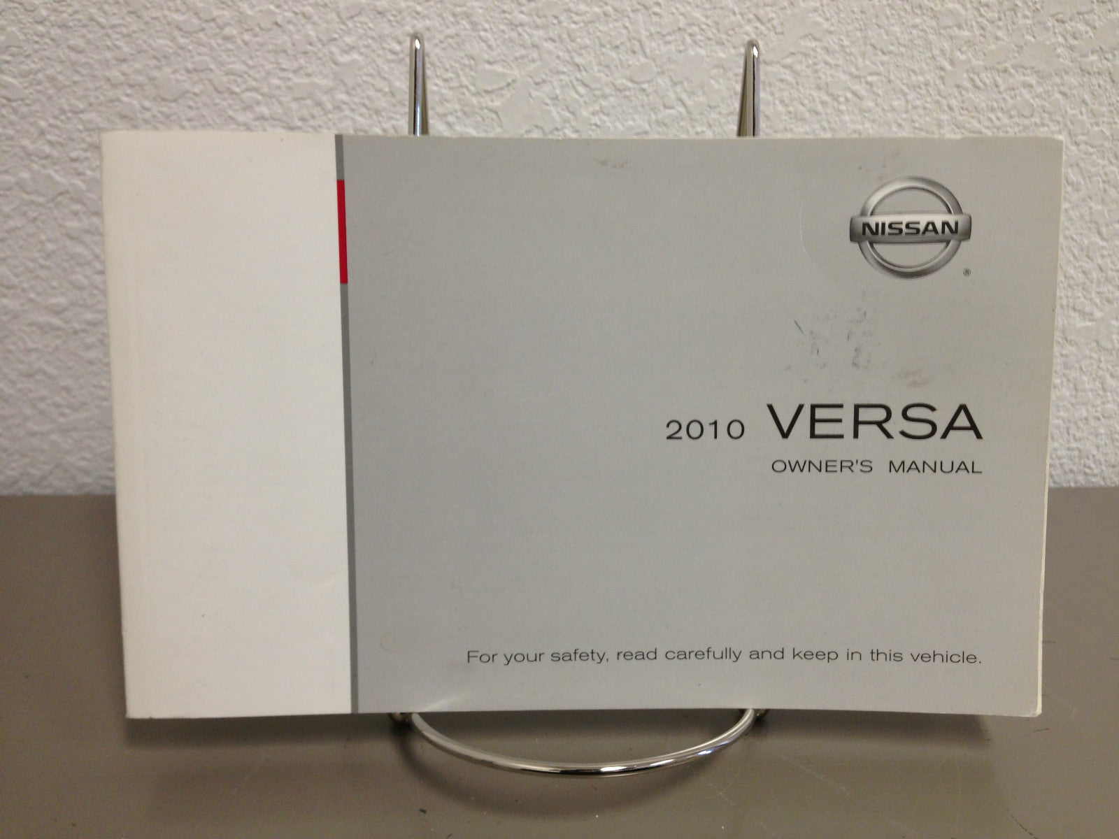 2010 Nissan Versa Genuine OEM Owner's Manual Set with Case - Fast Free Shipping
