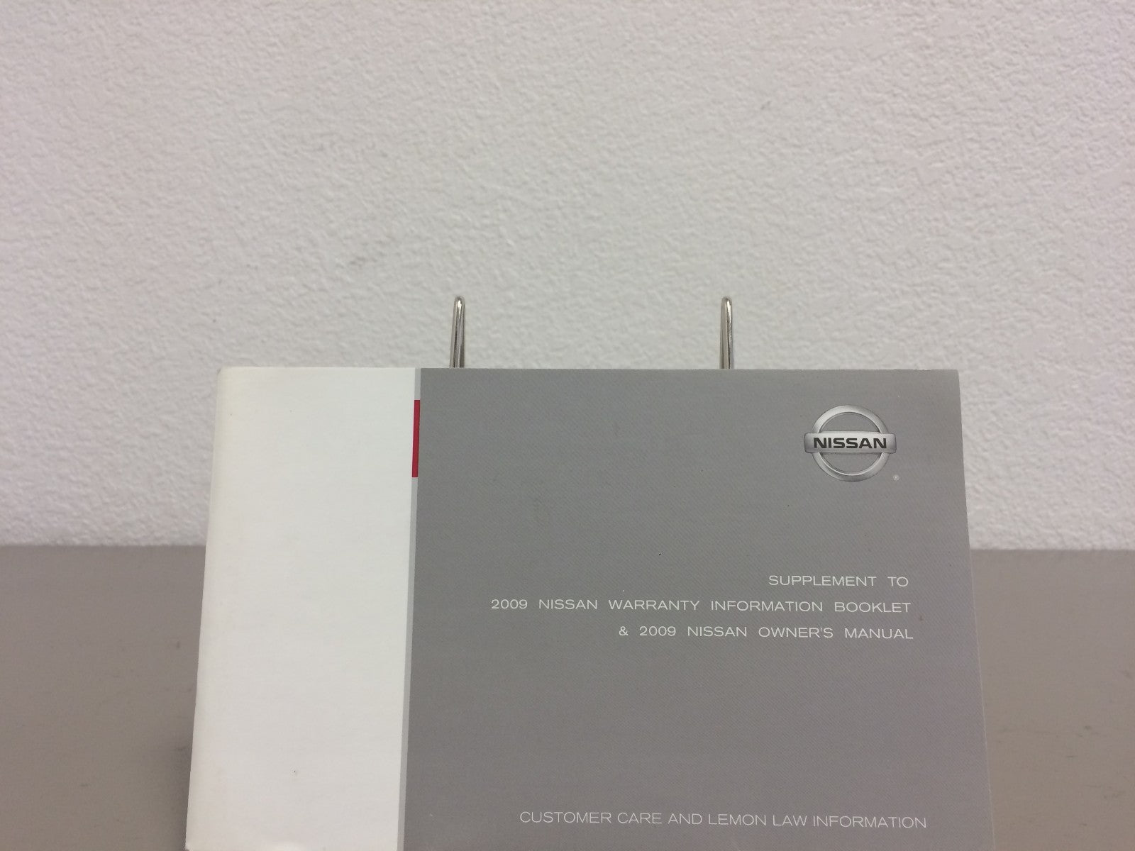 2009 Nissan Titan Genuine OEM Owner's Manual Set with Free Shipping!