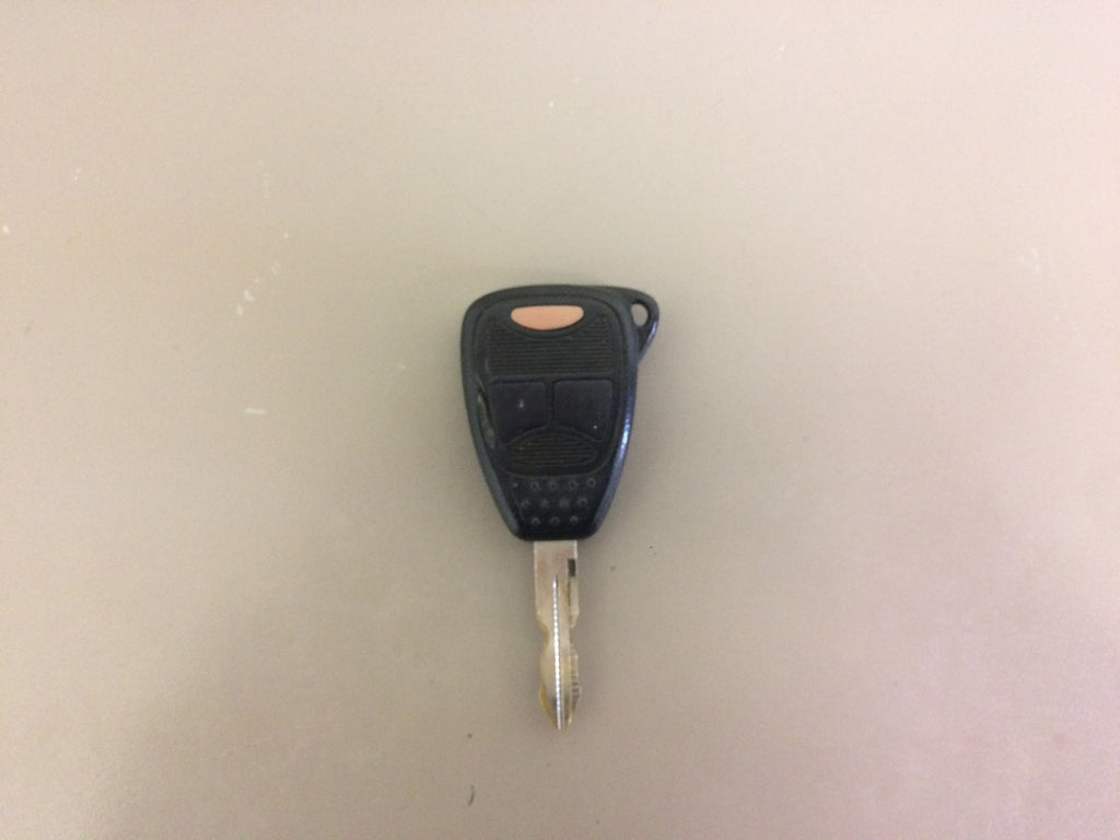 2008 Jeep Patriot Genuine OEM Owner's Manual w/Jeep Case & Bonus Key FOB