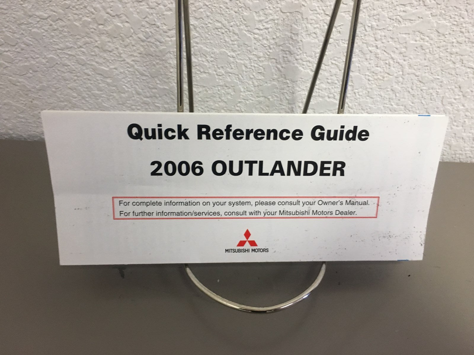 2006 Mitsubishi Outlander Genuine OEM Owner's Manual Set w/Case--Free Shipping!
