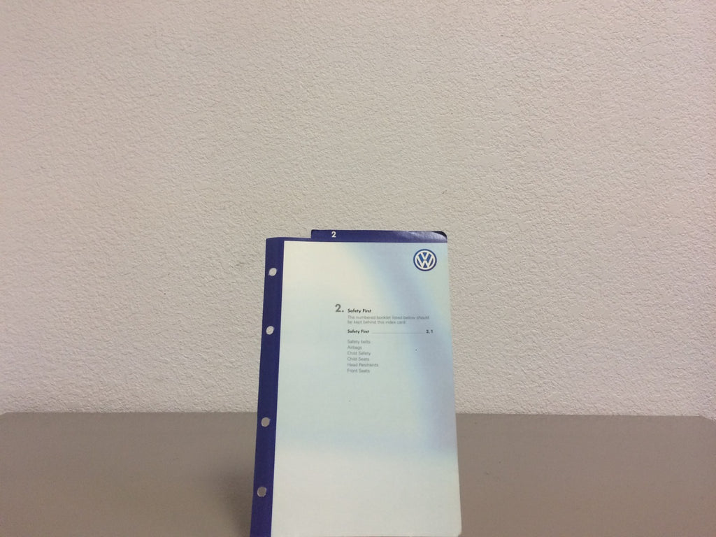 2000 Volkswagen VW Passat Genuine OEM Owner's Manual Set w/Case--Free Shipping!