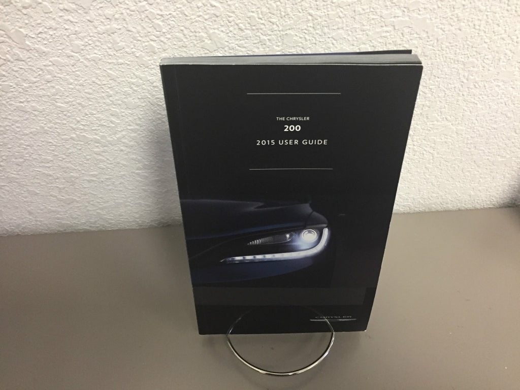 2015 Chrysler 200 Genuine OEM Owner's Manual Set w/Chrysler Case--Free Shipping!