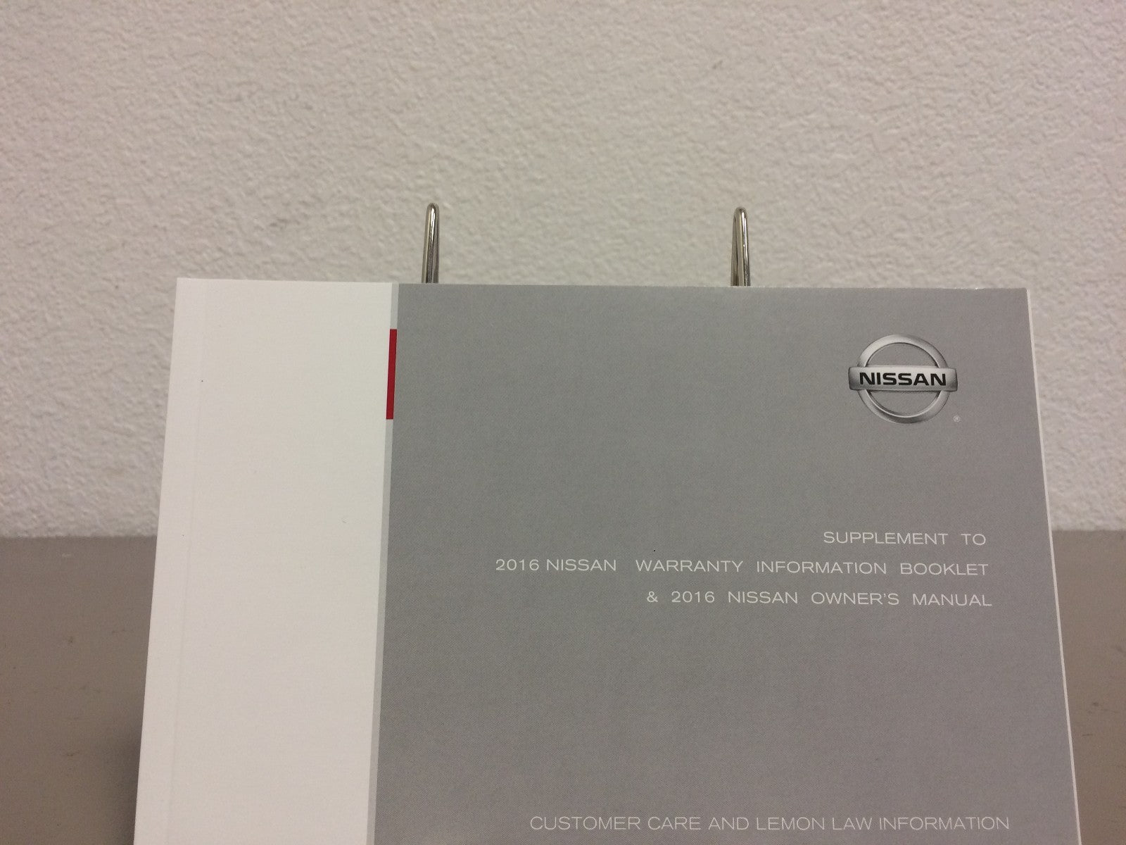 2016 Nissan Versa Sedan Owner's Manual Set with Case--Genuine OEM--Free Shipping