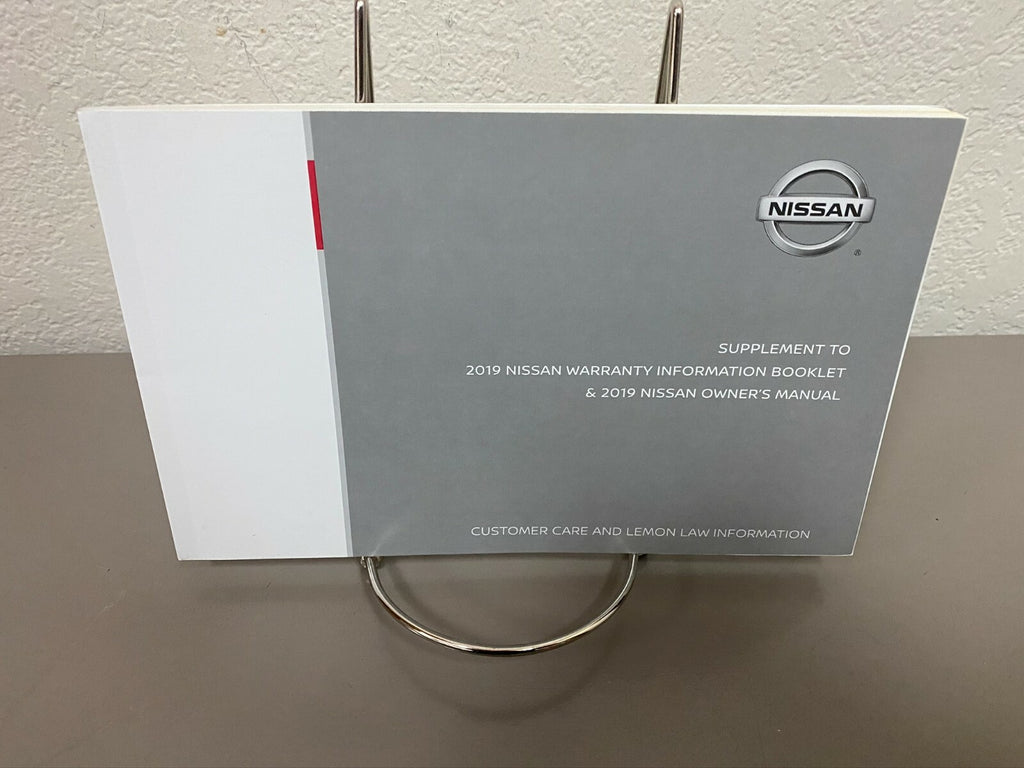 2019 Nissan Altima Genuine OEM Owner's Manual Set with Navigation Manual & Case