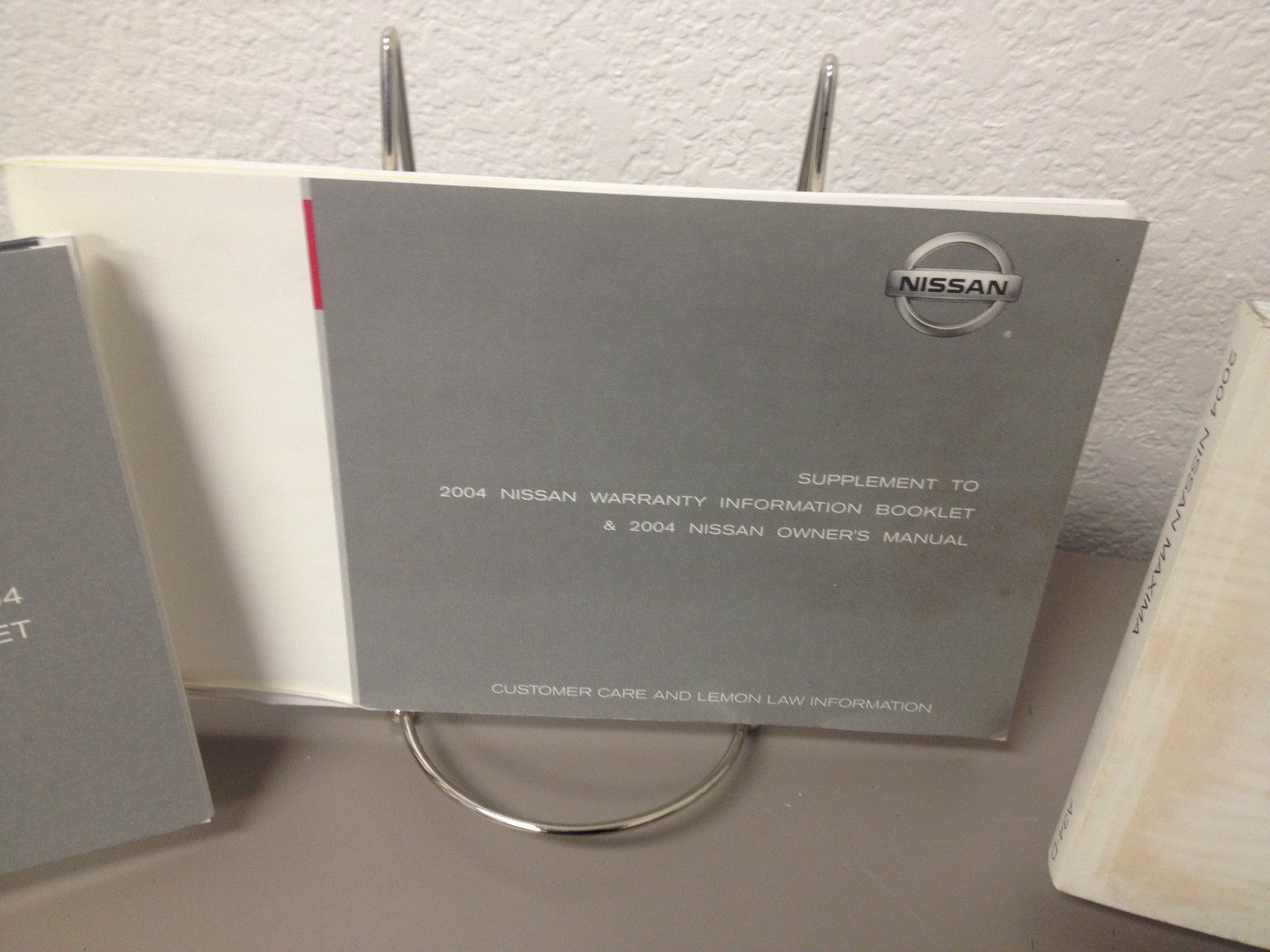 2004 Nissan Maxima Genuine OEM Owner's Manual Set w/Case--Fast Free Shipping