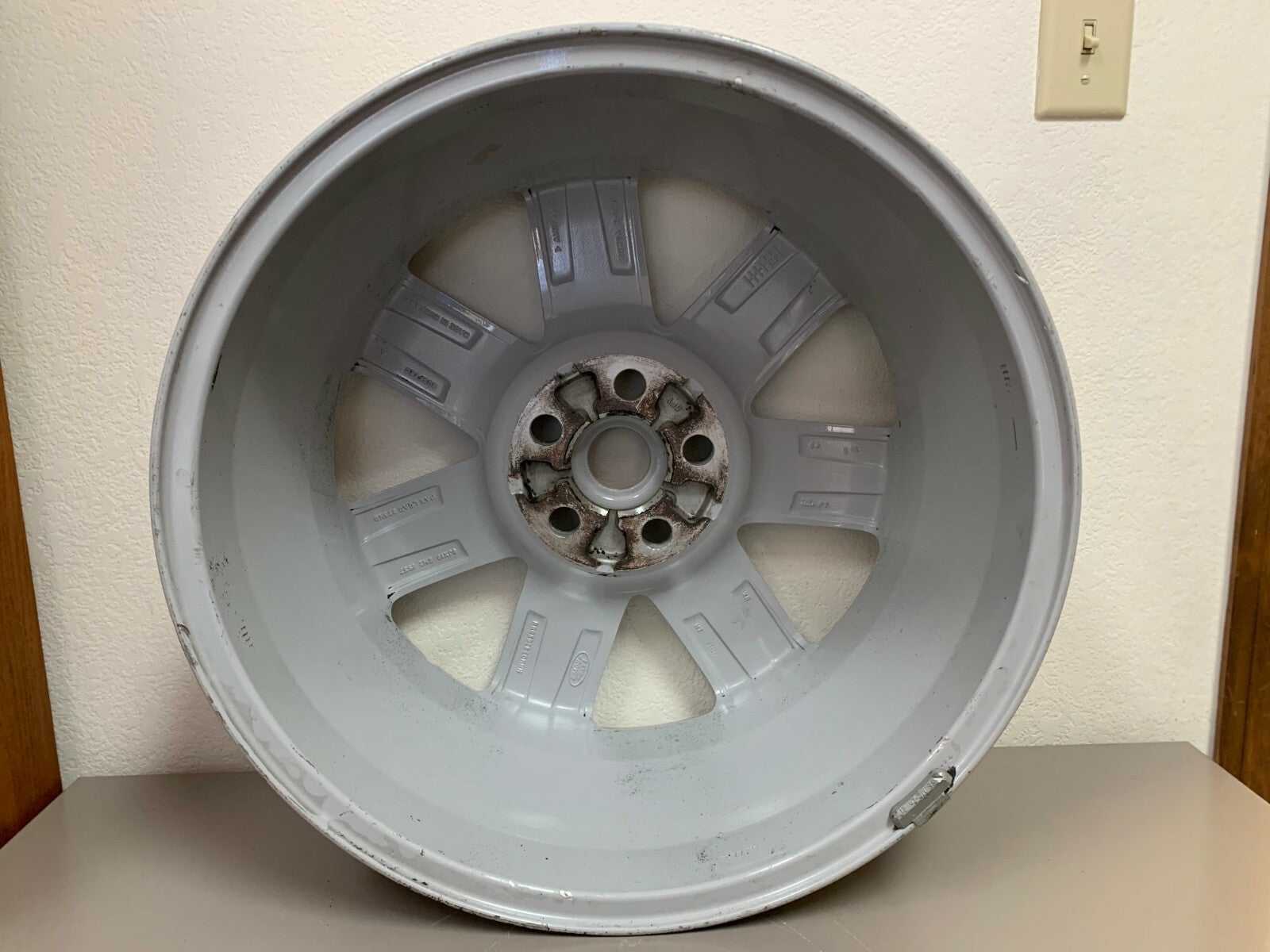 Genuine Factory 19" Range Rover Rim Wheel in Sparkle Silver Finish RRC502640MNH