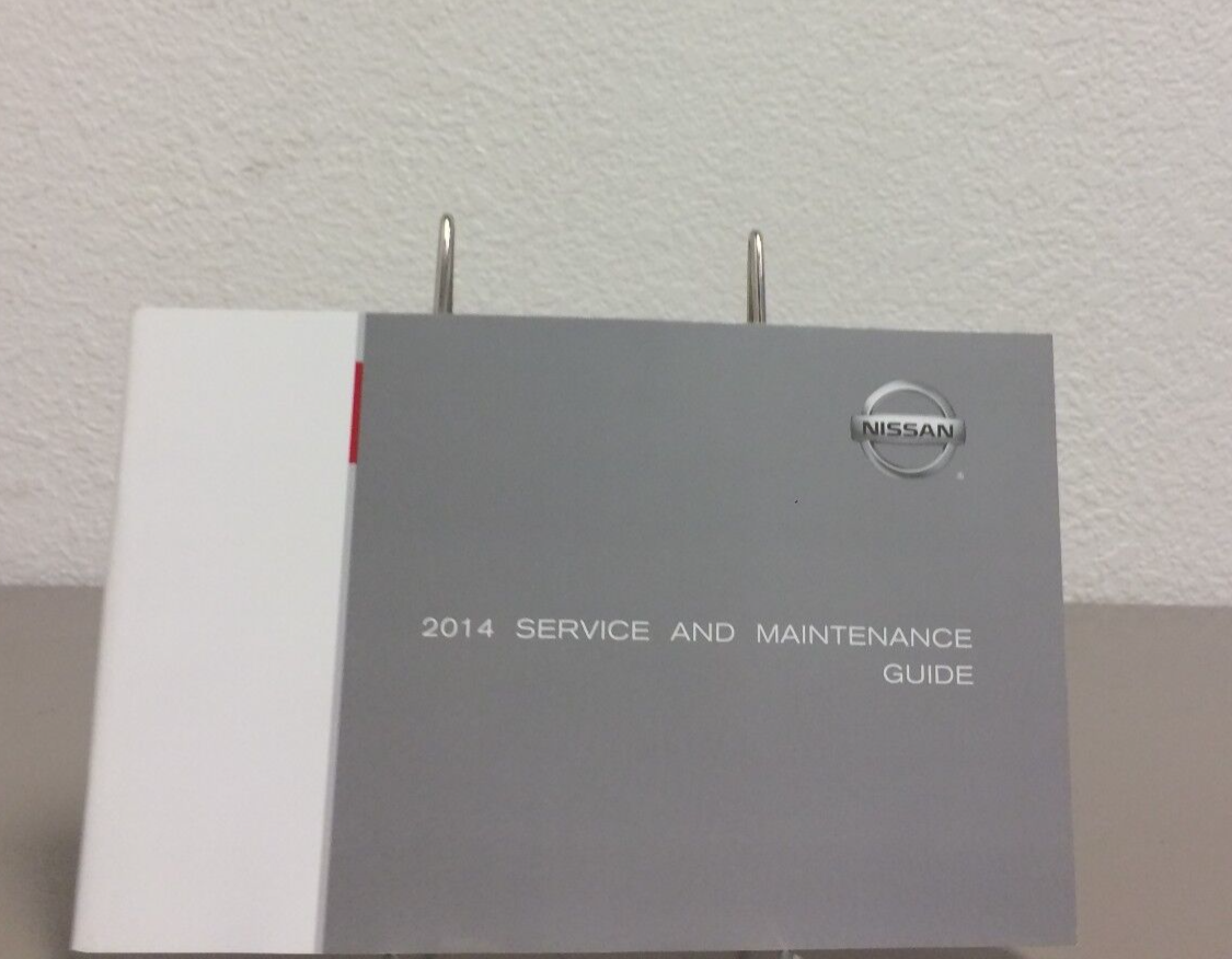 2014 Nissan Rogue Genuine OEM Owner's Manual Set w/Case & Navigation Manual