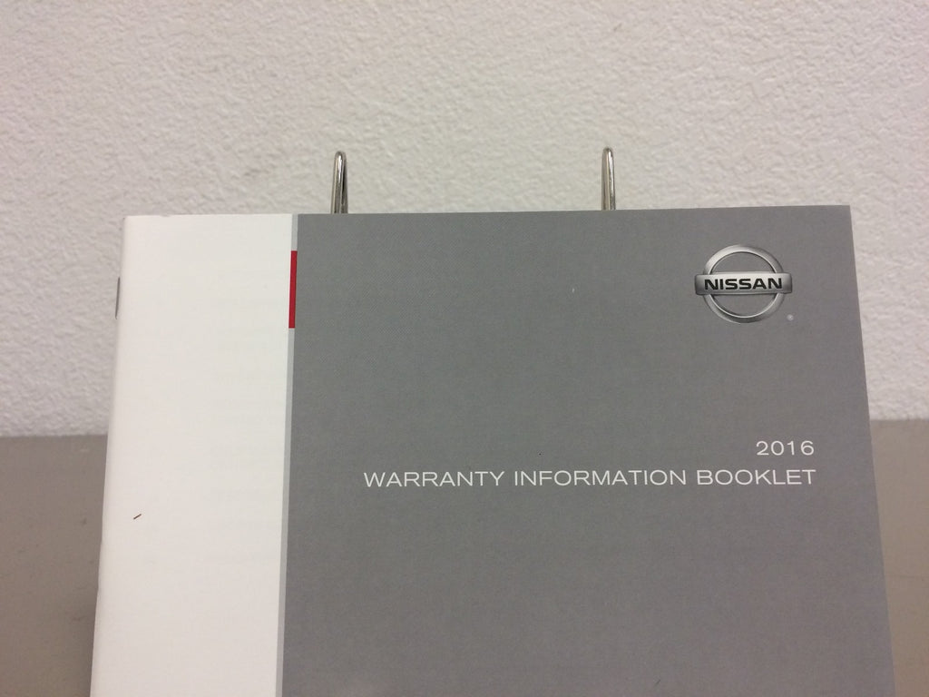 2016 Nissan Versa Sedan Owner's Manual Set with Case--Genuine OEM--Free Shipping