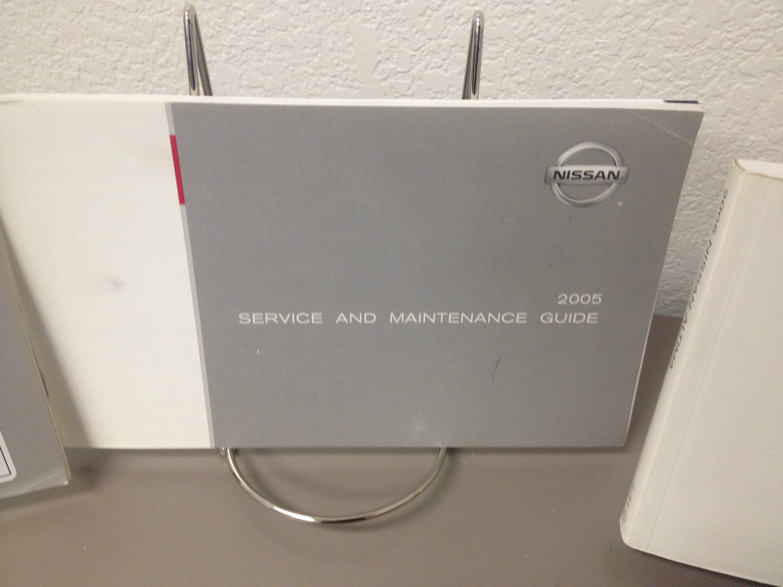 2005 Nissan Altima Genuine OEM Owner's Manual Set w/Nissan Case--Free Shipping!