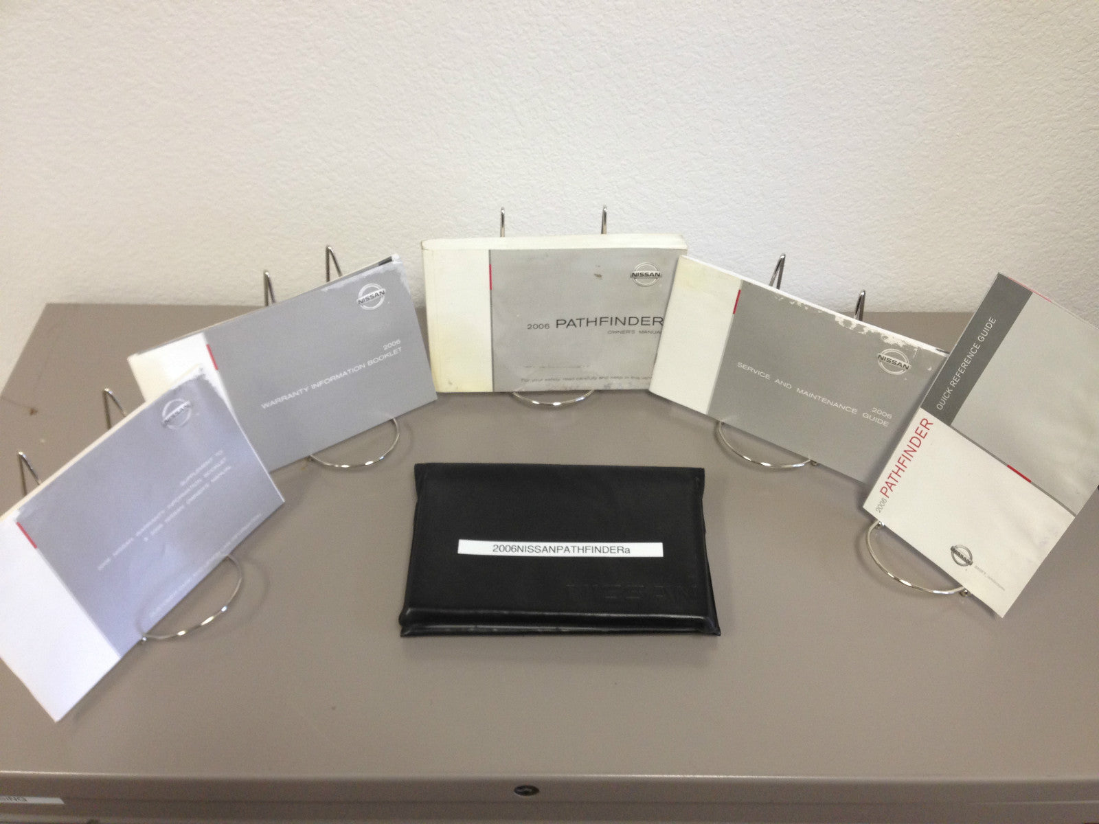 2006 Nissan Pathfinder Genuine OEM Owner's Manual Set w/Nissan Case--Ships Free!