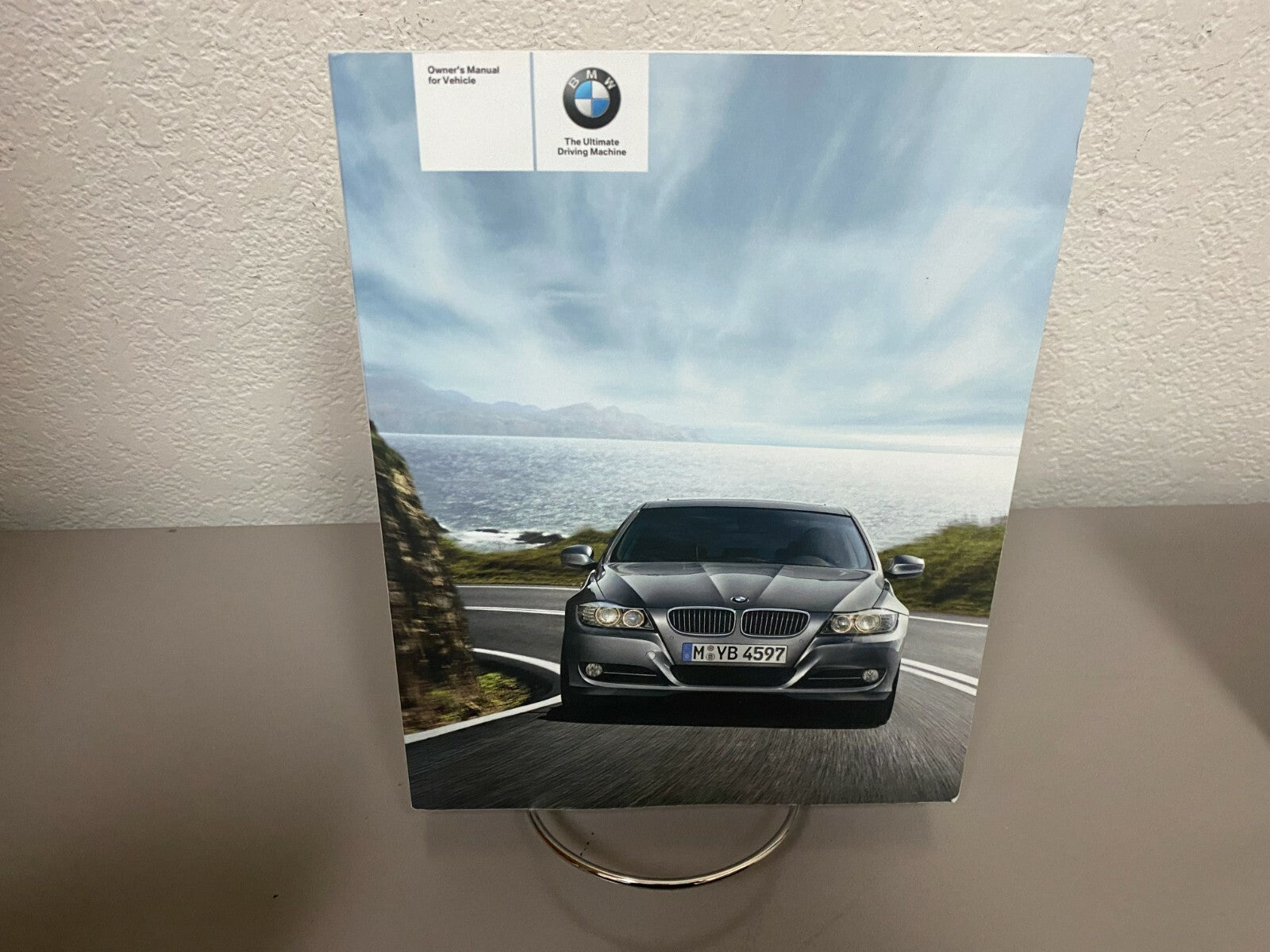 2010 / 2011 BMW 323i 328i 335i 335d M3 Sedan/Wagon w/iDrive OEM Owner's Manual