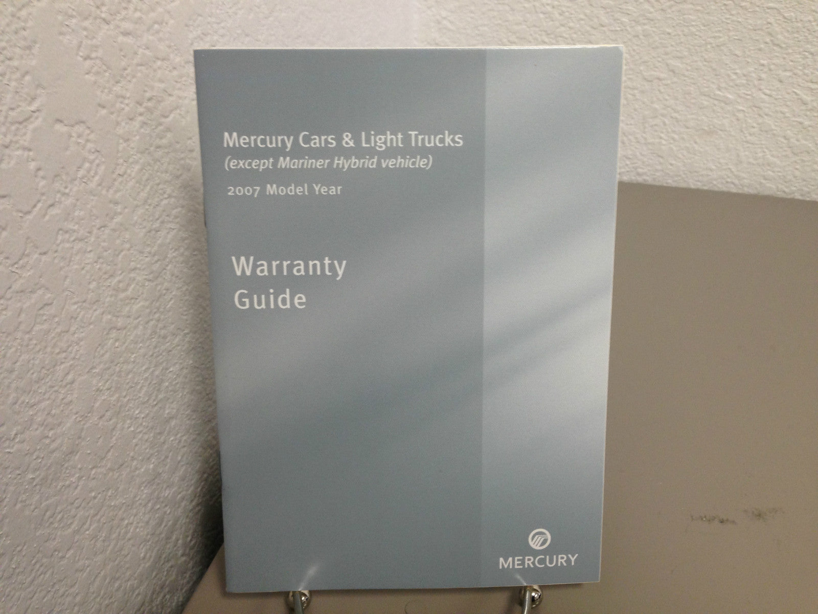 2007 Mercury Milan Genuine OEM Owner's Manual Set with Case - Free shipping!