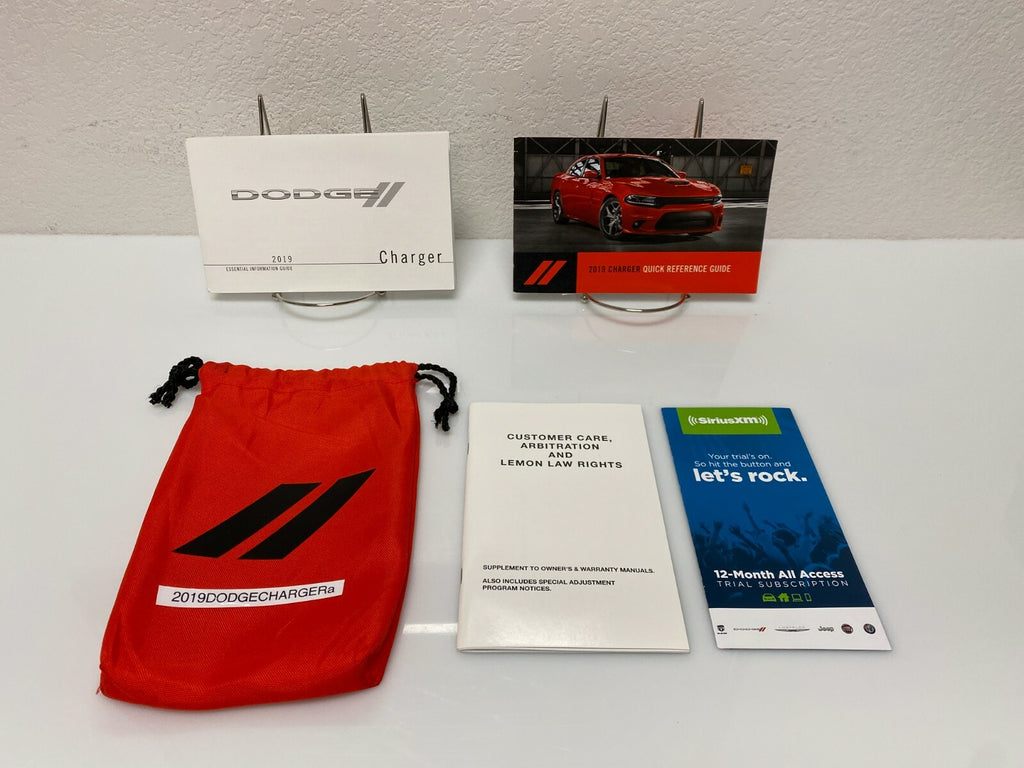 2019 Dodge Charger Genuine OEM Owner's Manual Set w/Dodge Case - Free Shipping!!