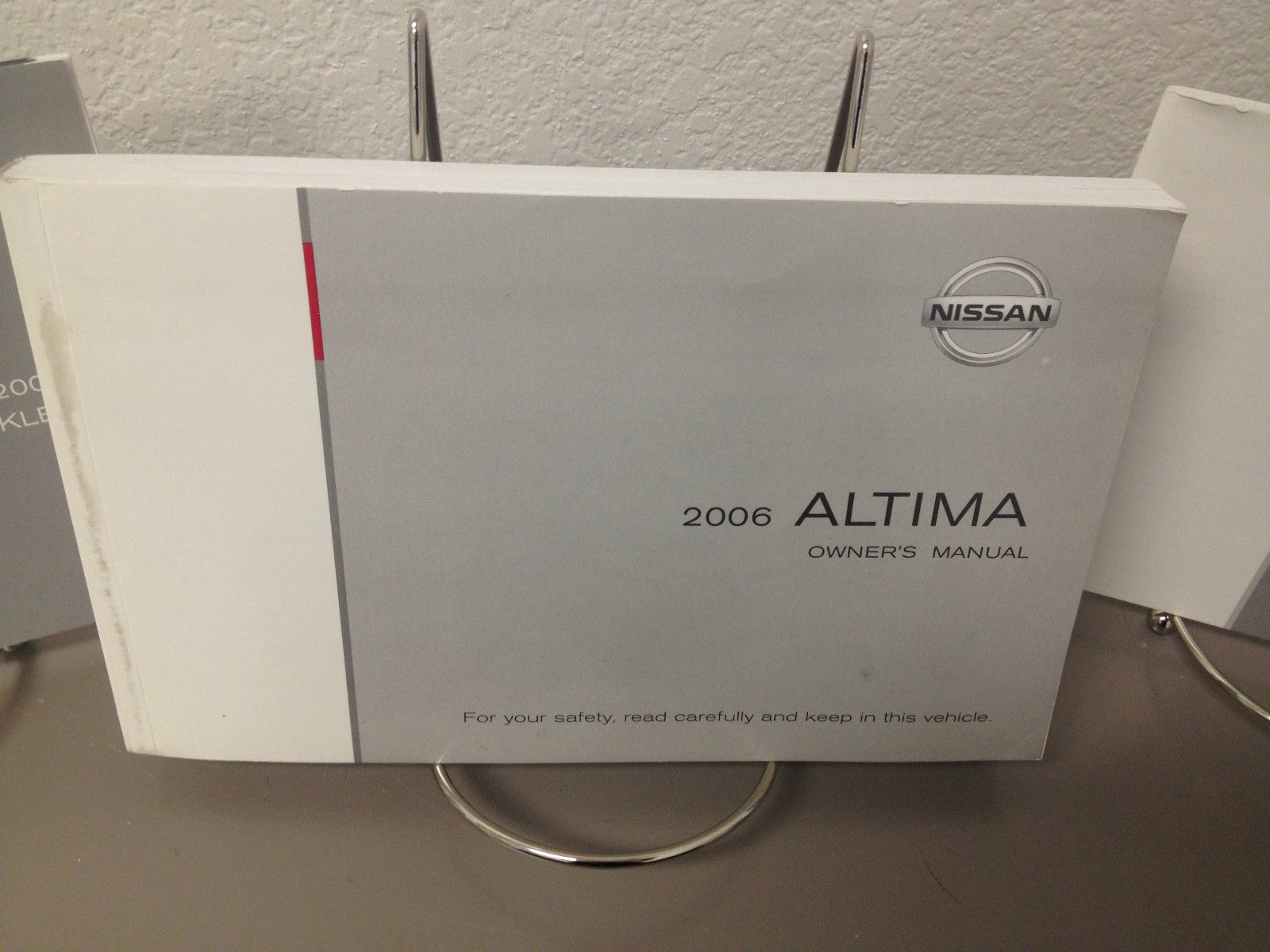 2006 Nissan Altima Genuine OEM Owner's Manual Set with Case--Fast Free Shipping