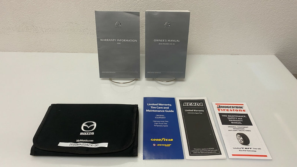 2020 Mazda CX-30 Genuine OEM Owner's Manual Set w/Case & Free Shipping!!!